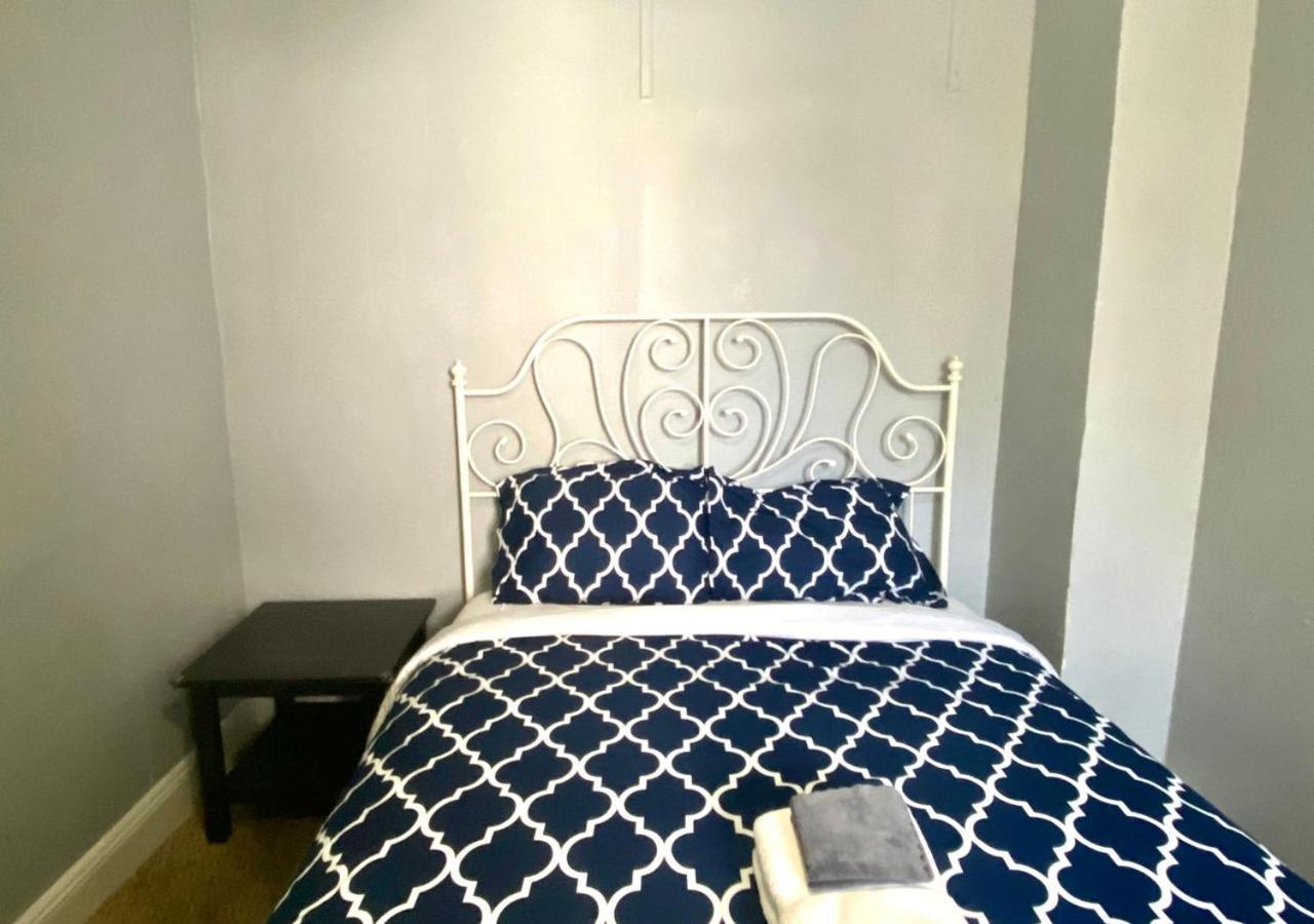 Clover 2900 - Apartment And Rooms With Private Bathroom Near Washington Ave South Philly Philadelphia Bilik gambar