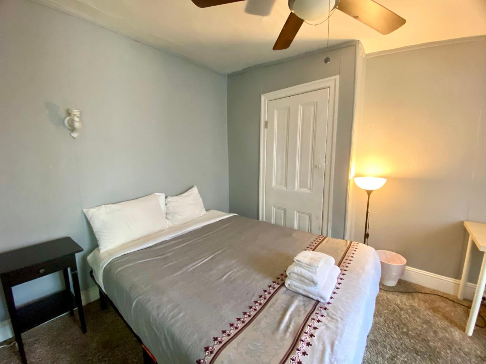 Clover 2900 - Apartment And Rooms With Private Bathroom Near Washington Ave South Philly Philadelphia Luaran gambar